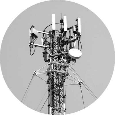 What is a microwave dish? (Cell Tower Builds & Wireless Technology